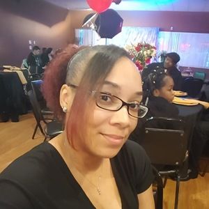 Meet your Posher, Candice